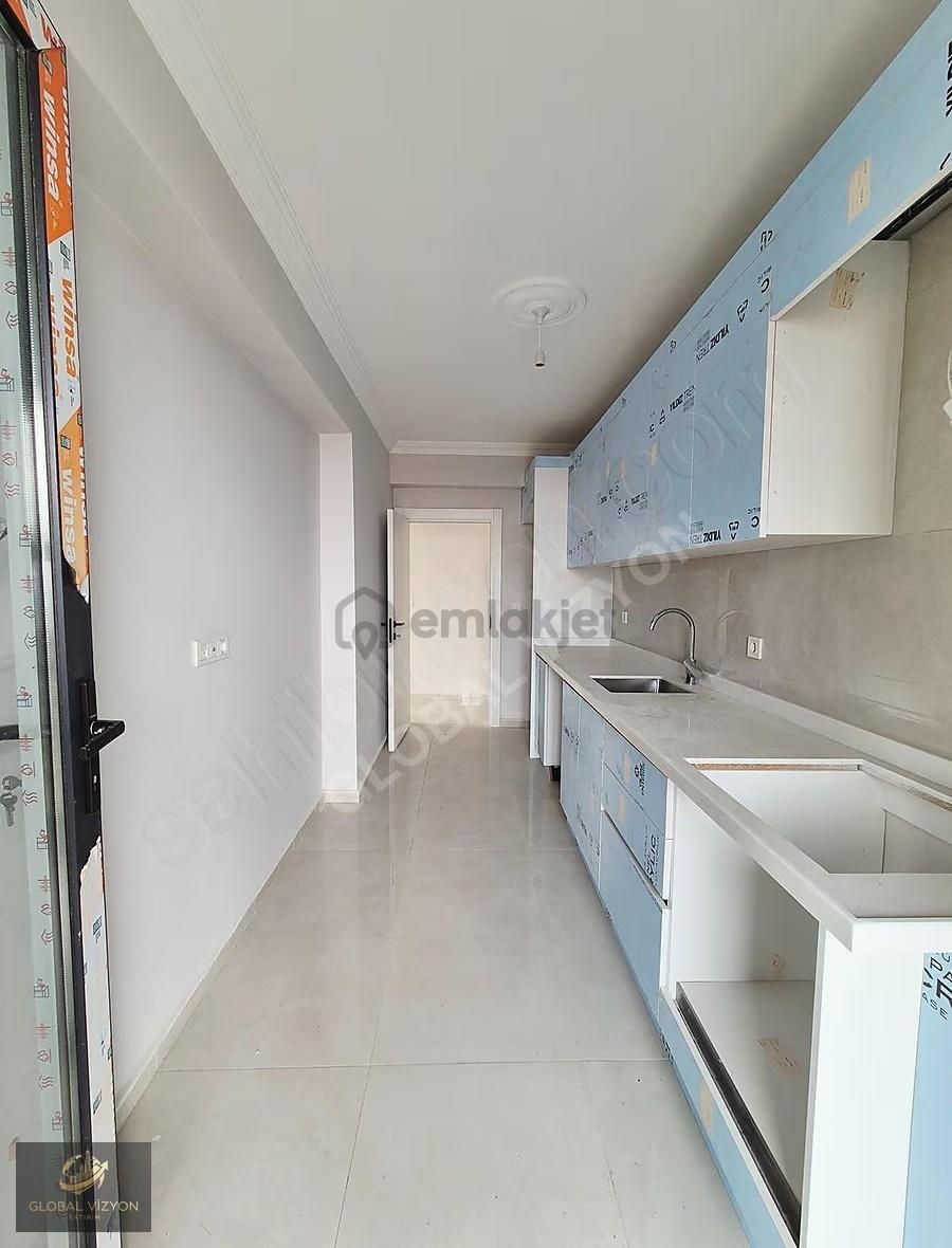 Pendik Leb-i Derya'da Deniz Manzaralı, En Üst Kat 3+1 Daire - 32