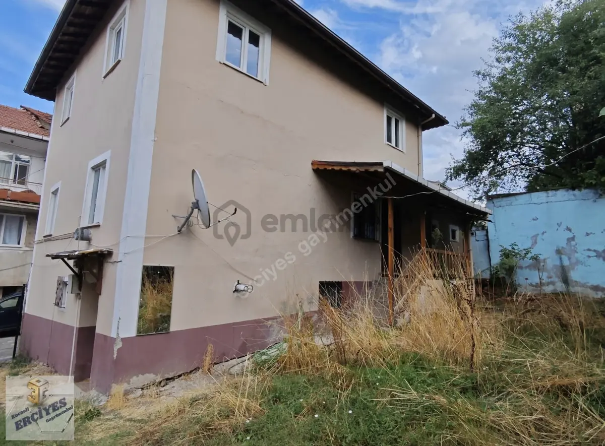 Başiskele Yeniköy'de 413 M2 Satılık Arsa %30 3 Kat İmarlı - 5