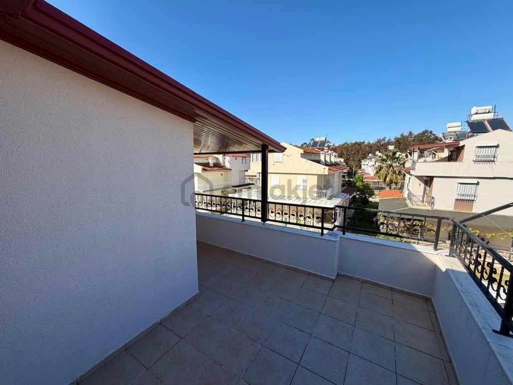 Denize Çok Yakın Bakımlı Villa! - 15