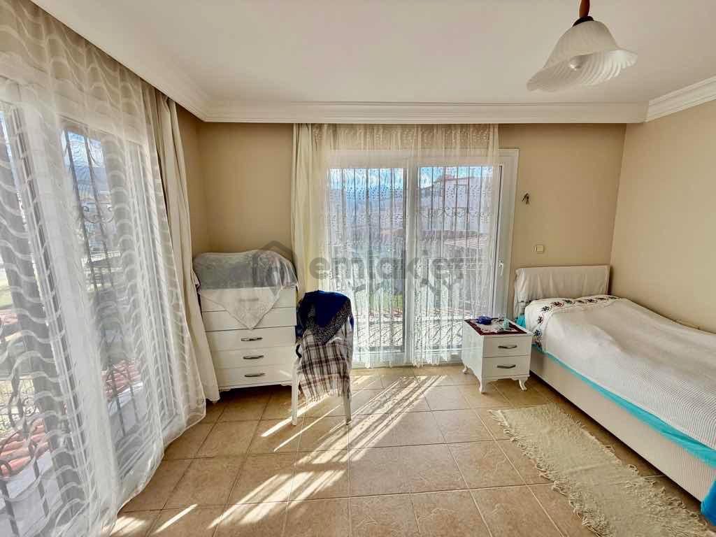 Denize Çok Yakın Bakımlı Villa! - 28