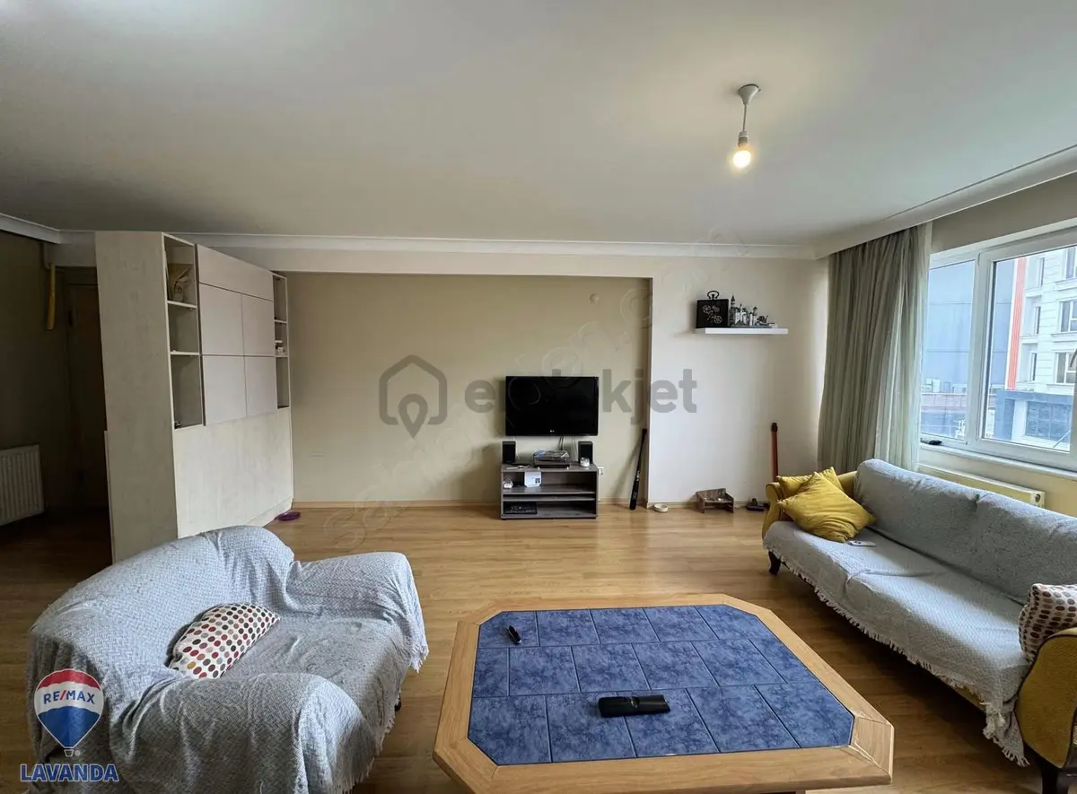 Çorlu Alipaşa'da Royal Park Sitesinde Güney Cephe 2+1 Daire - 4