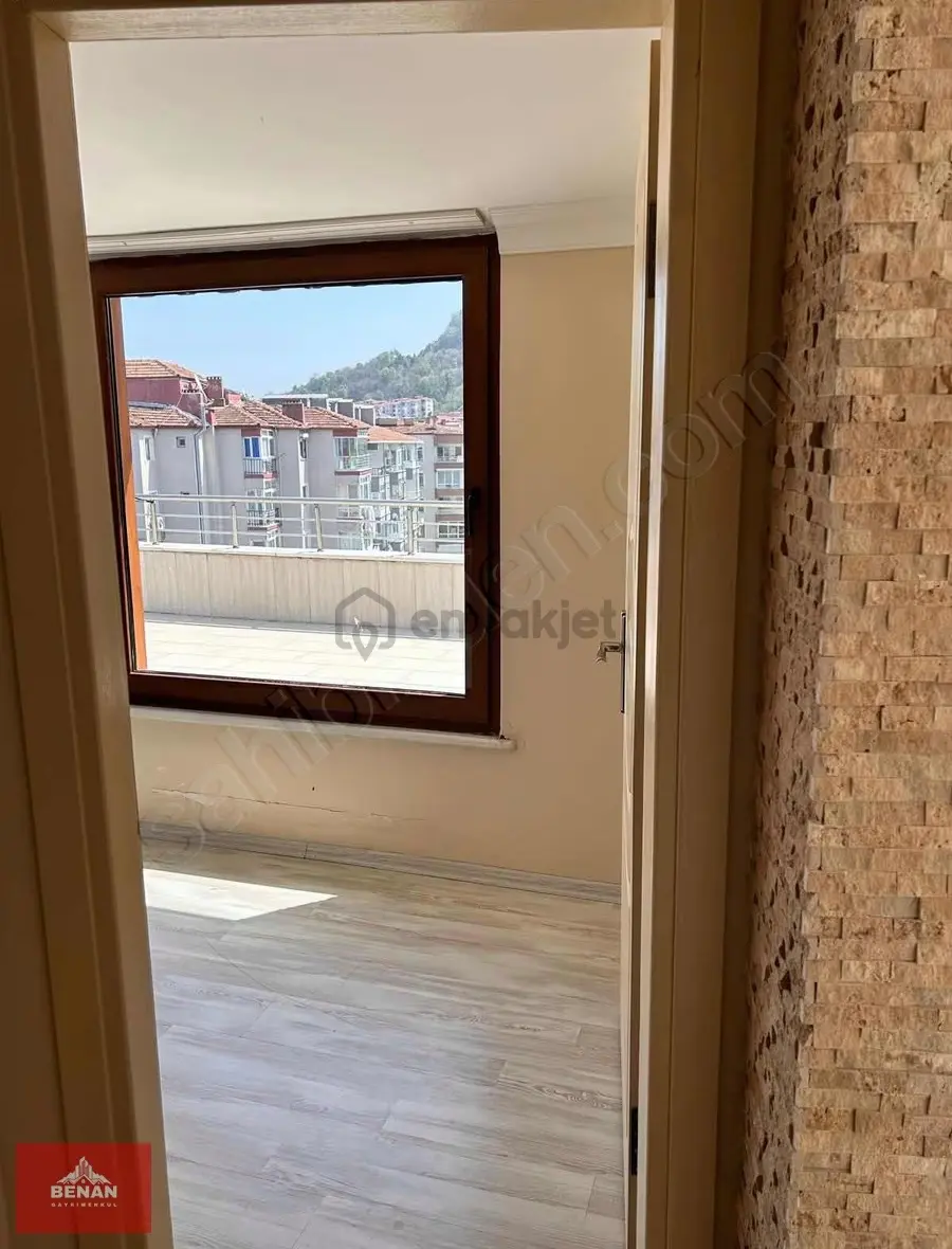 Çınarcık Karpuzdere Yeni Binada Satılık 3+2 Dubleks Daire - 11