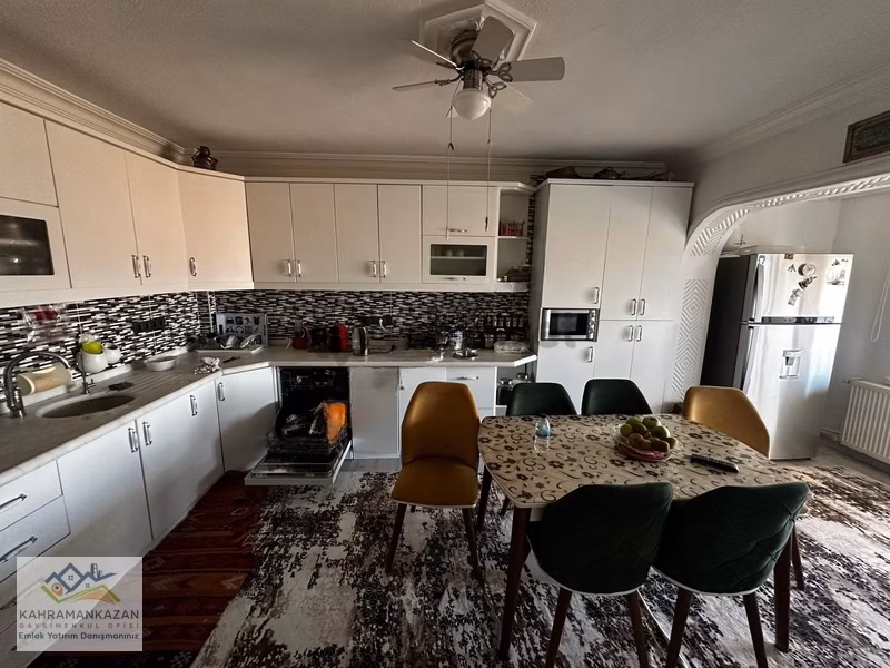 K.kazan Gyo'dan Satılık 9+1 3katlı Villa 1470m2 - 13
