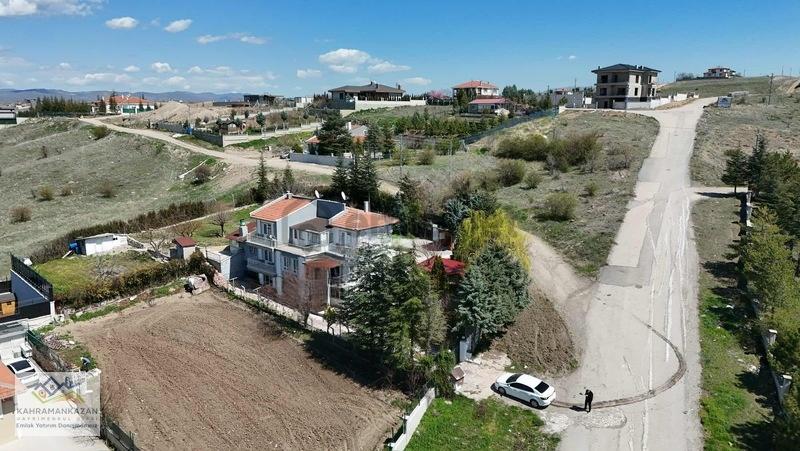K.kazan Gyo'dan Satılık 9+1 3katlı Villa 1470m2 - 2