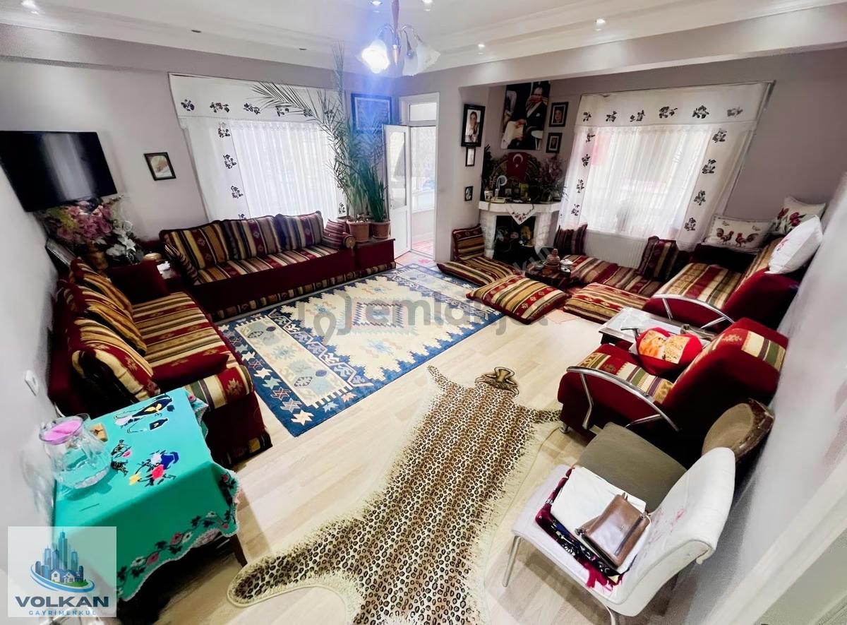 Cebeci De Annacade Üzeri Süper Konumda Satılık 1 Kat 120m2 Daire