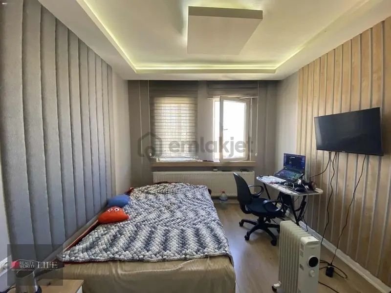 Rw Lıfe// İstiklal Mh. İki Eylül Cd. Üzerinde Satılık1+0 Daire - 11
