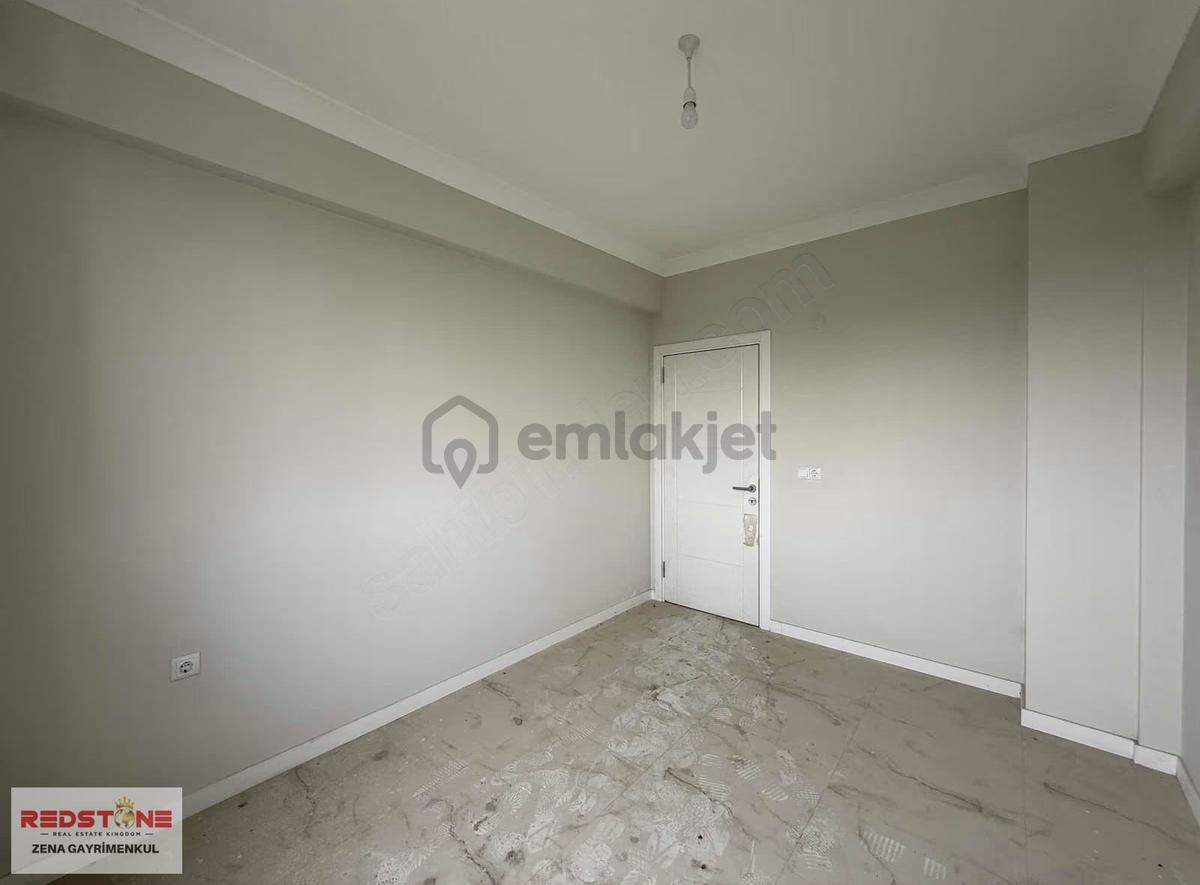 Redstone Zena'dan Söğütlü'de Satılık 1+1 Apart Daire - 6