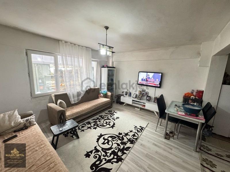 Marmaris Merkez'de Satılık Dükkan Ve Daire - 8