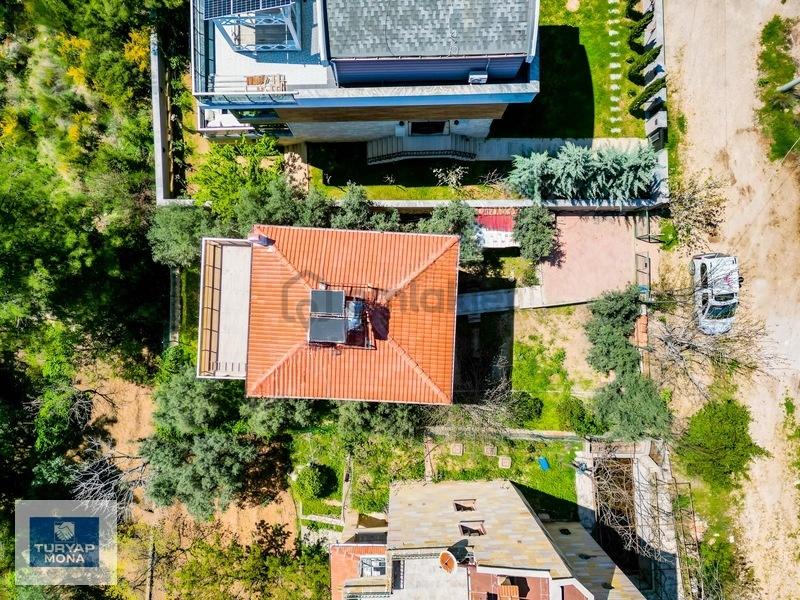 Geyikbayırında Doğayla İç İçe 3 Katlı Villa - 33