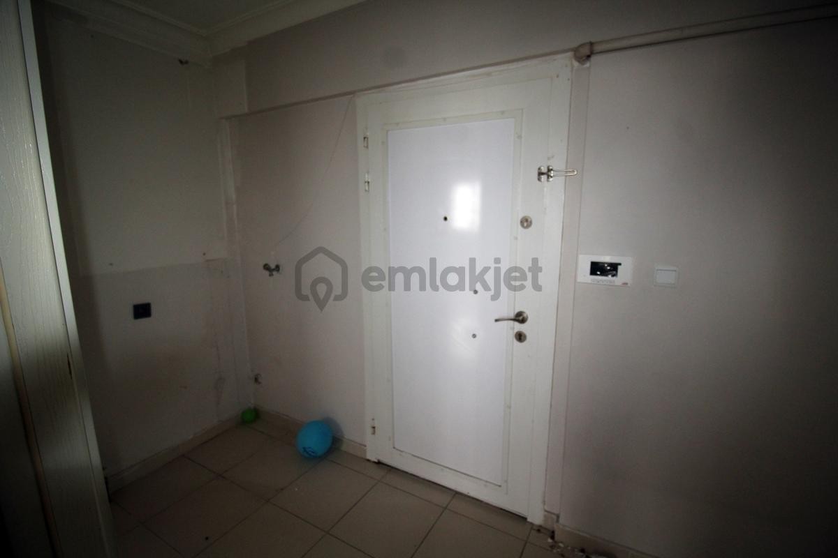 Krc'den Misket Mahallesinde 3+1 İskanlı Satılık Daire! - 23