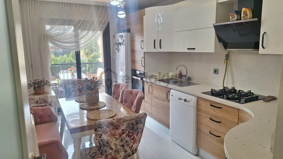 Akıncılar'da Site İçinde E.banyolu 3+1 Full Eşyalı Satılık Daire - 16