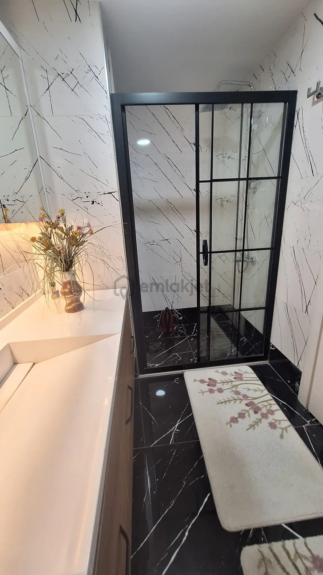 Akıncılar'da Site İçinde E.banyolu 3+1 Full Eşyalı Satılık Daire - 26