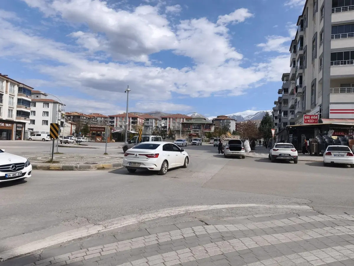 Rabia Parkı Köşesi Satılık 3+1 Daire - 10