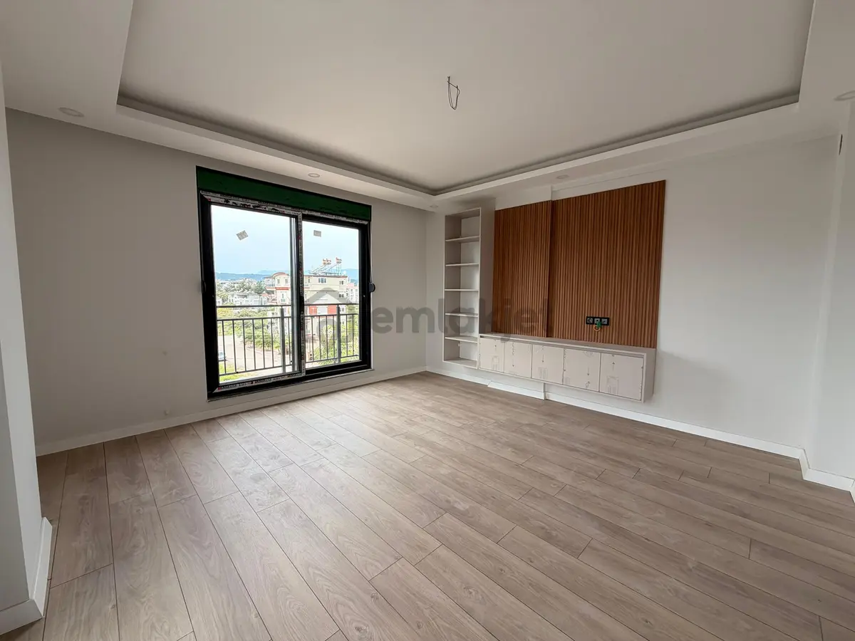 Önü Komple Açık A Kalite Ferah Daire 2+1 90m2 - 12