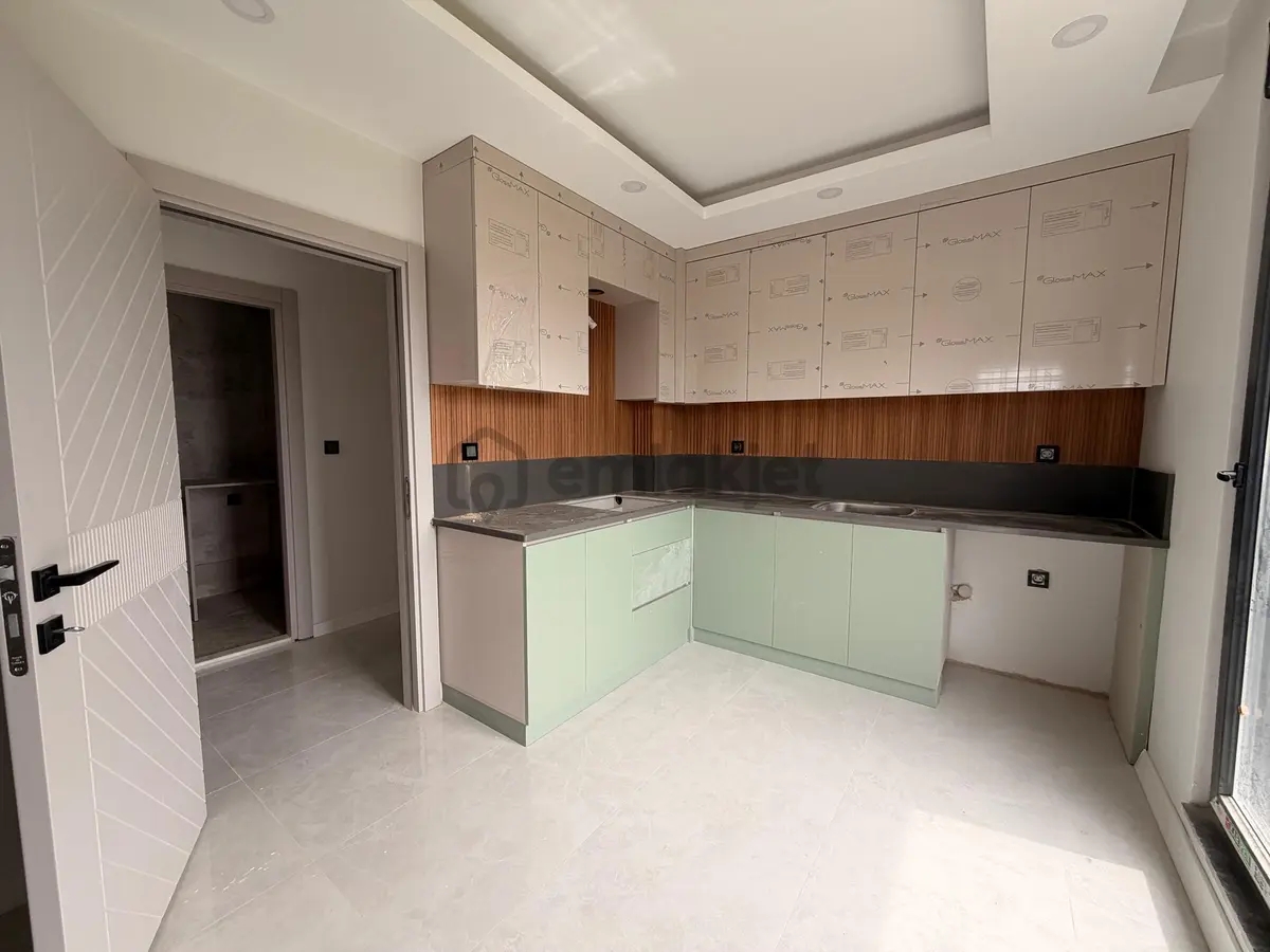 Önü Komple Açık A Kalite Ferah Daire 2+1 90m2 - 3