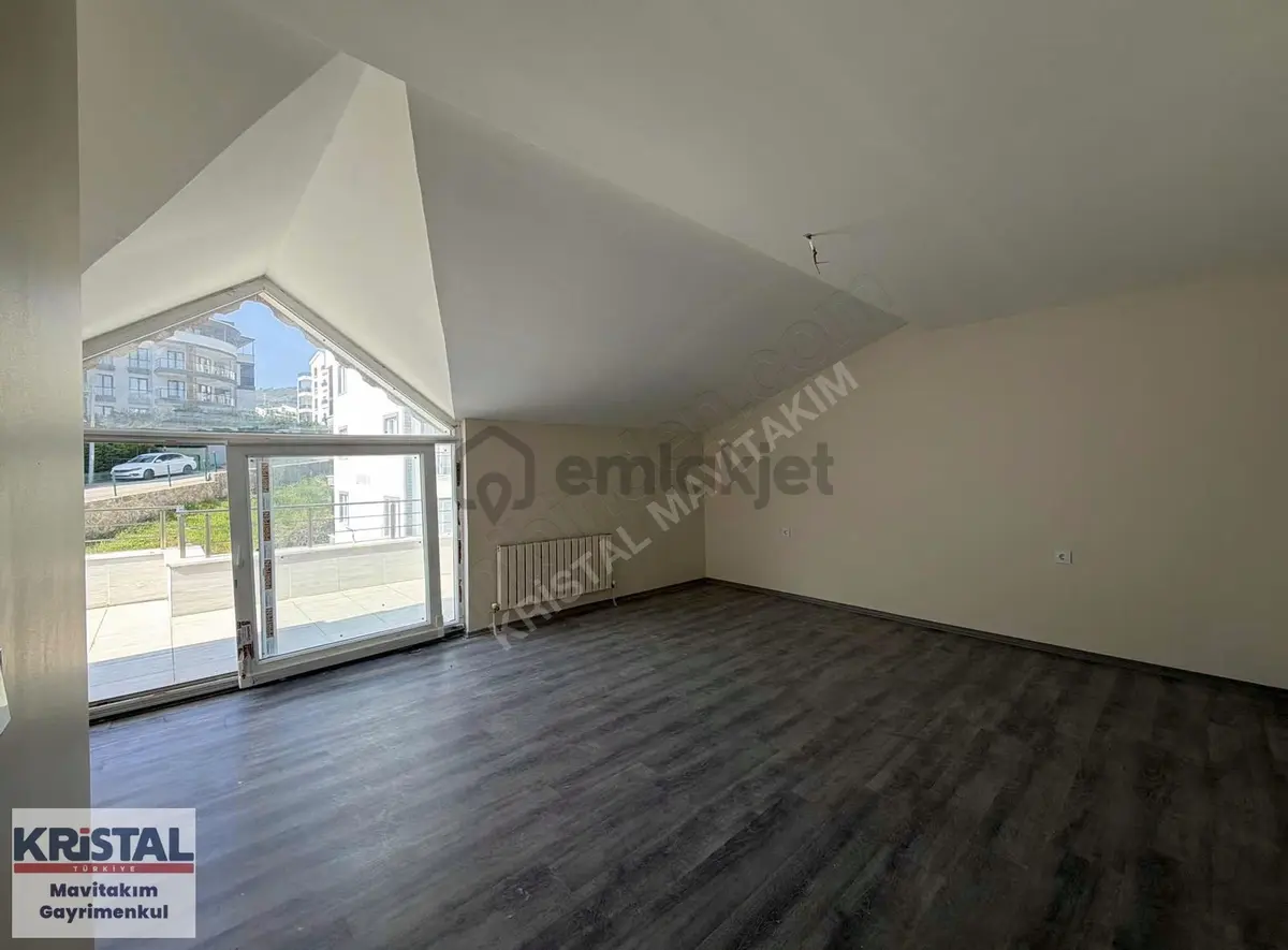 Mudanya Halitpaşada 5+1 Lüks Daire - 23