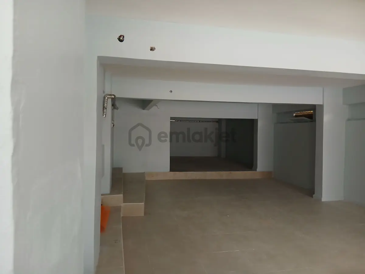 Gölcük Değirmenderede Merkezde İş Yeri - 3