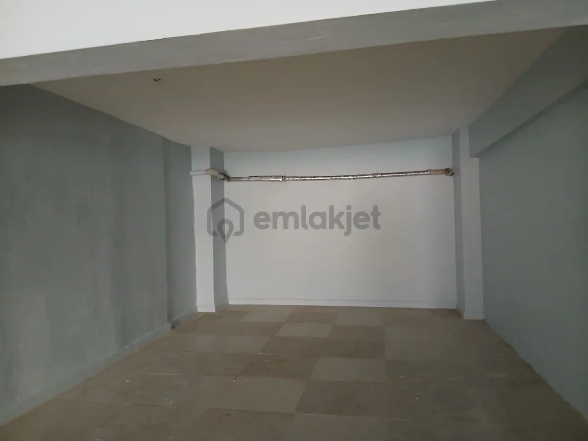 Gölcük Değirmenderede Merkezde İş Yeri - 5