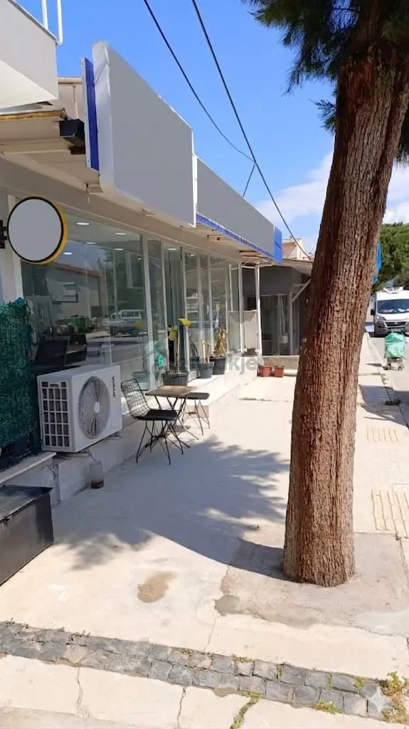 Urla Atatürk Mah. Müstakil Ev Ve Dükkan - 24