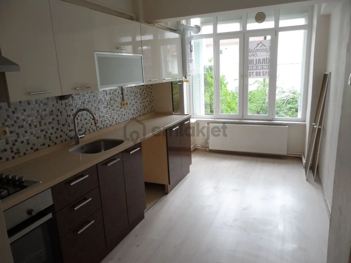 Nazilli Ege Emlak Ofisinden Kurtuluş Mh. Doğalgazlı Kiralık Daire - 11