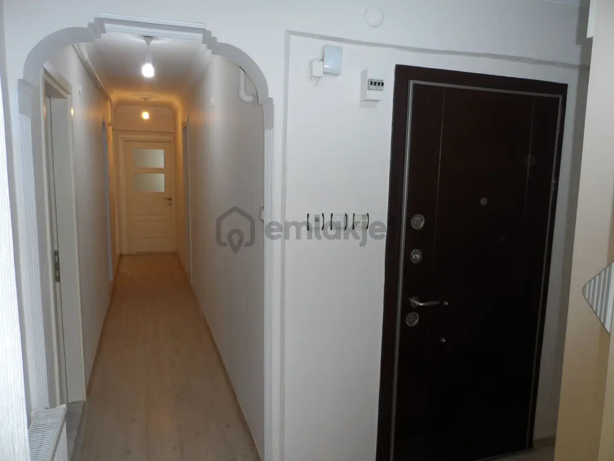 Nazilli Ege Emlak Ofisinden Kurtuluş Mh. Doğalgazlı Kiralık Daire - 6