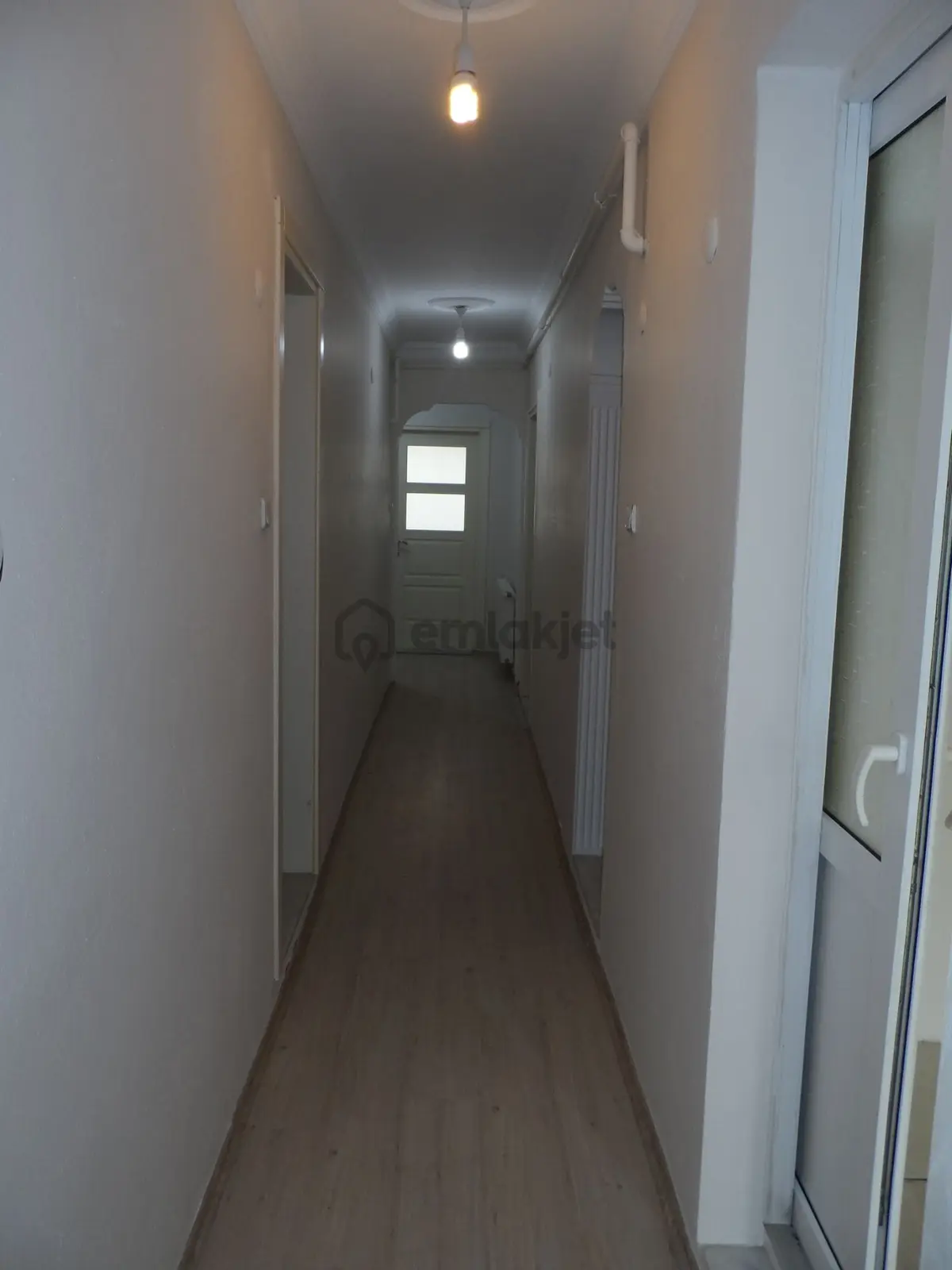 Nazilli Ege Emlak Ofisinden Kurtuluş Mh. Doğalgazlı Kiralık Daire - 8