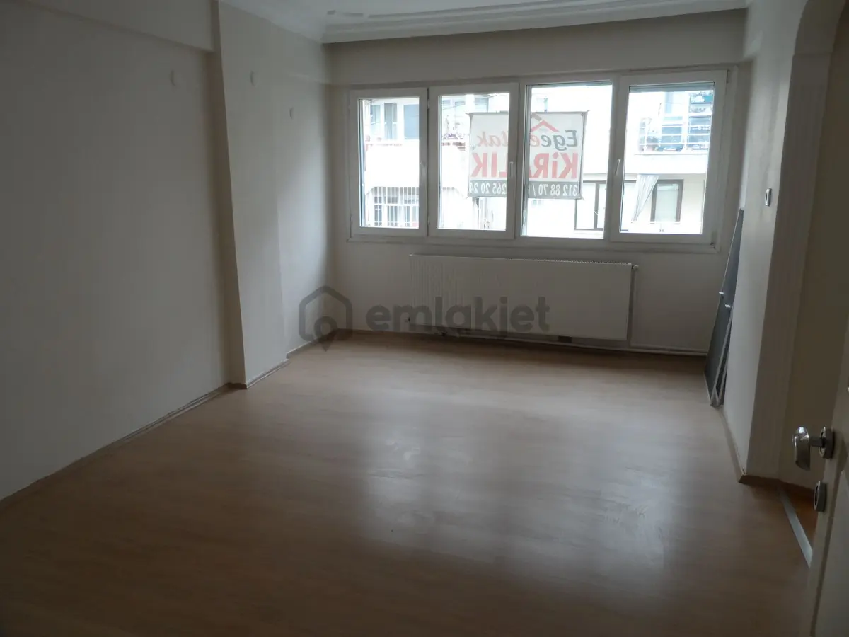 Nazilli Ege Emlak Ofisinden Kurtuluş Mh. Doğalgazlı Kiralık Daire - 12