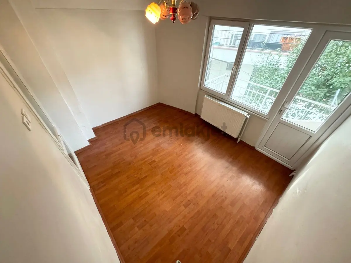 Dora Dan Akçay Merkezde Ara Kat Ön Cephe 3+1 Geniş Daire - 25