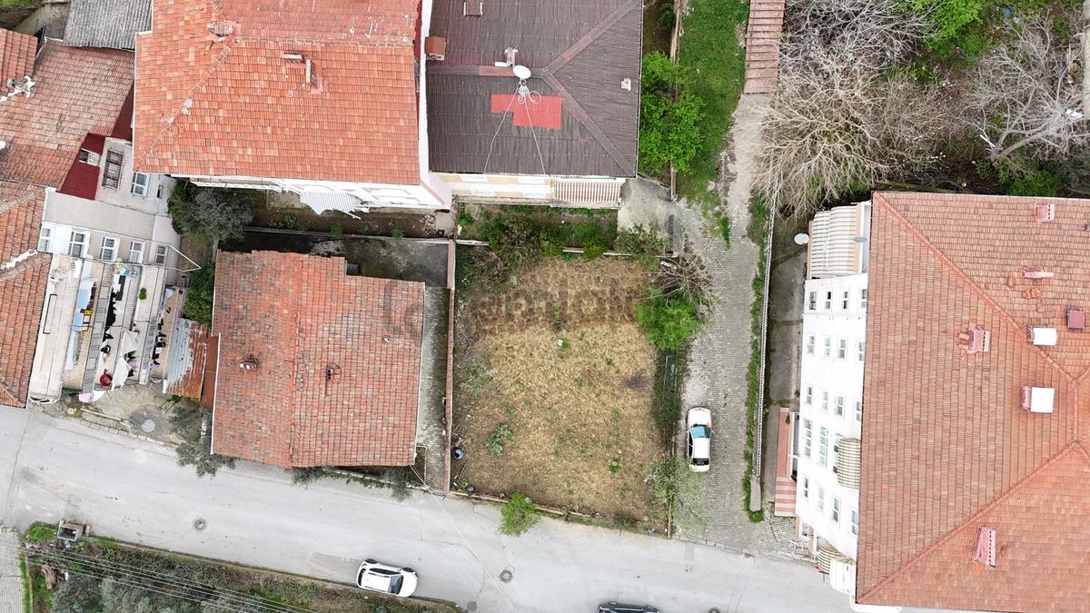 Gölcük Donanma'da Köşe Parsel - Satılık Arsa - 3
