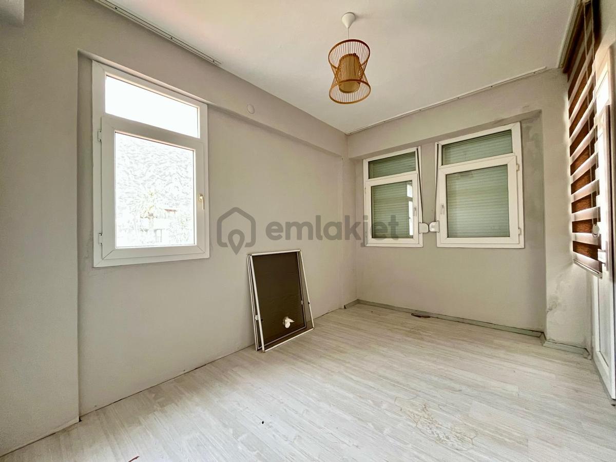 Elvan Özçelik'den Örende Denize Çok Yakın Satılık Villa - 33