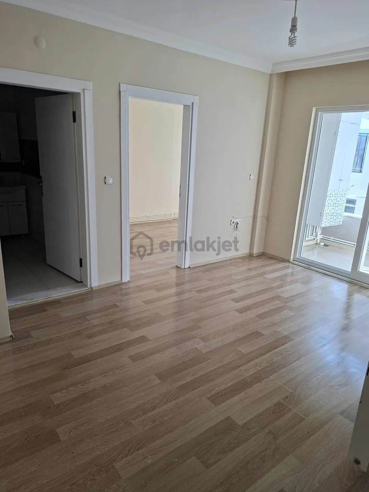 Ula Da 2+1 Açık Mutfak Kiralık Doğalgazlı Daire - 9