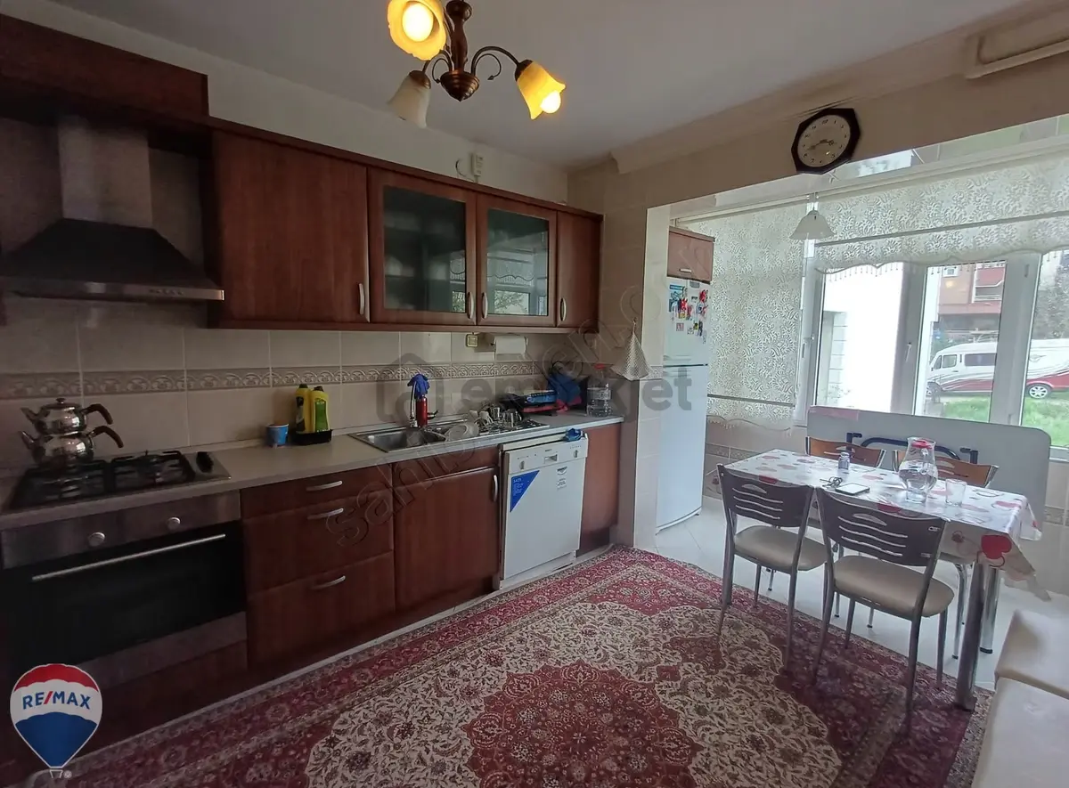 Remax Rıdvan Gedik Serdivan Bahçeli 170m2 Müstakil Dublex Ev - 15