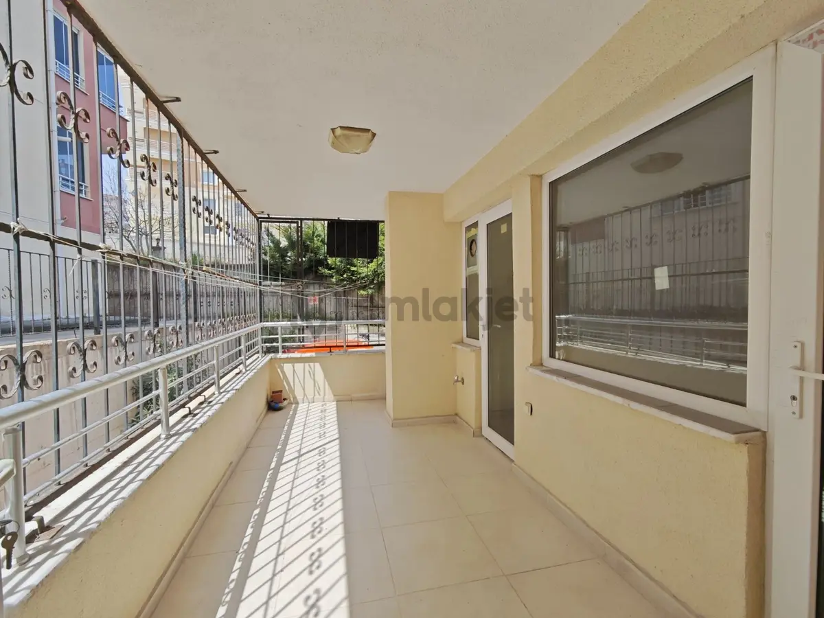 Güzelyalı Eğitim'de Site İçerisinde Asansörlü 2+1 Satılık Daire - 7