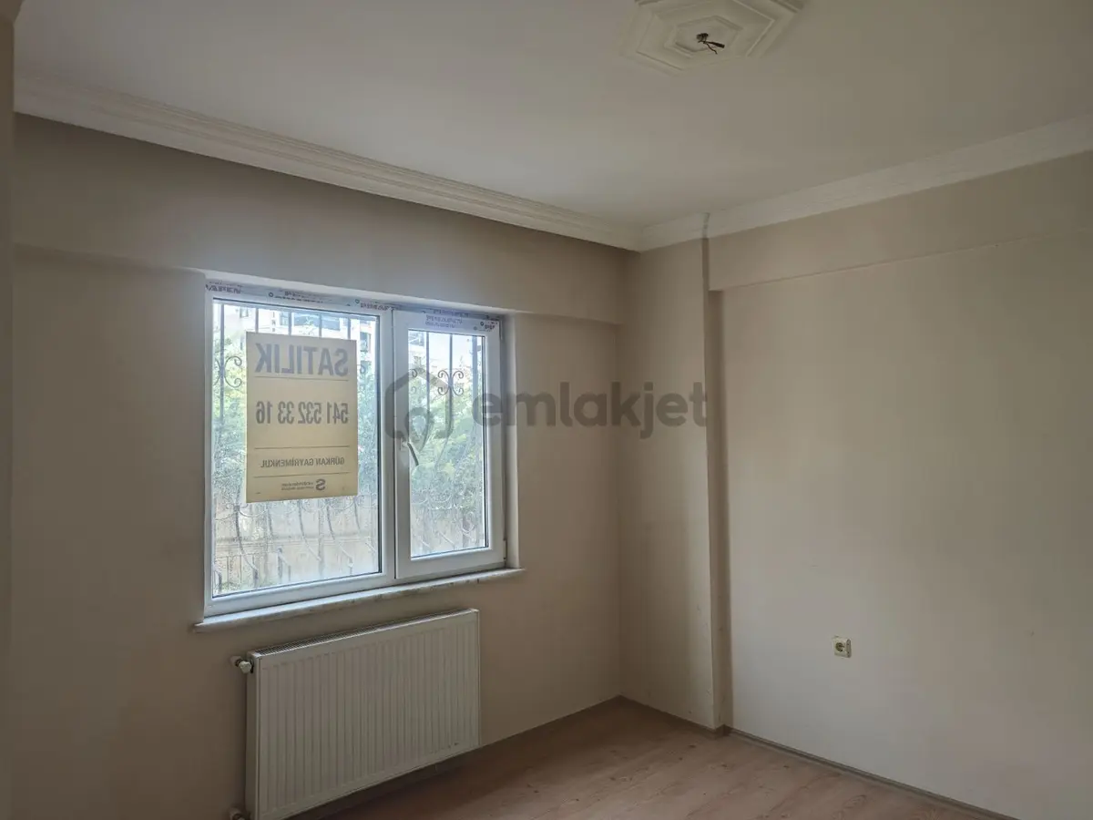 Güzelyalı Eğitim'de Site İçerisinde Asansörlü 2+1 Satılık Daire - 5
