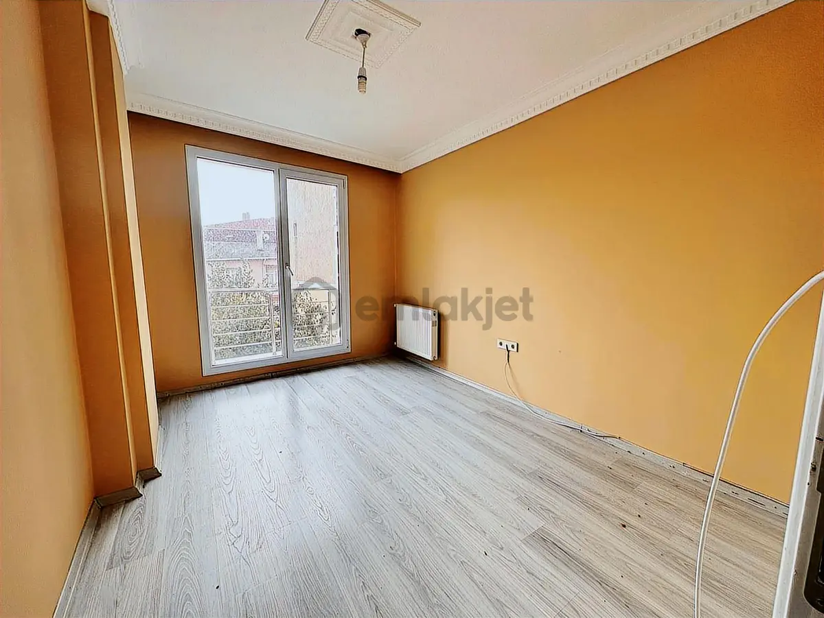 Büyükçekmece Celaliye Merkezde 2+1 Satılık Daire - 6