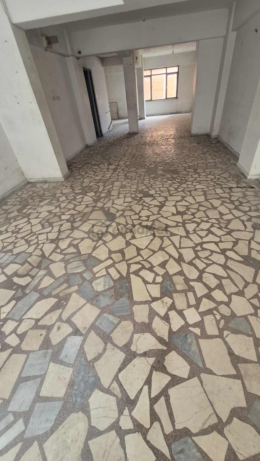 Mahmutbey'de 80 M2 Kiralık Dükkan - 6