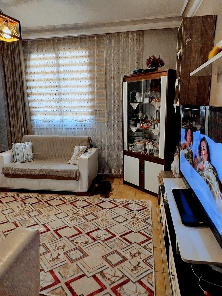 Hürriyet'de Müstakil Tadında Satılık Daire - 18