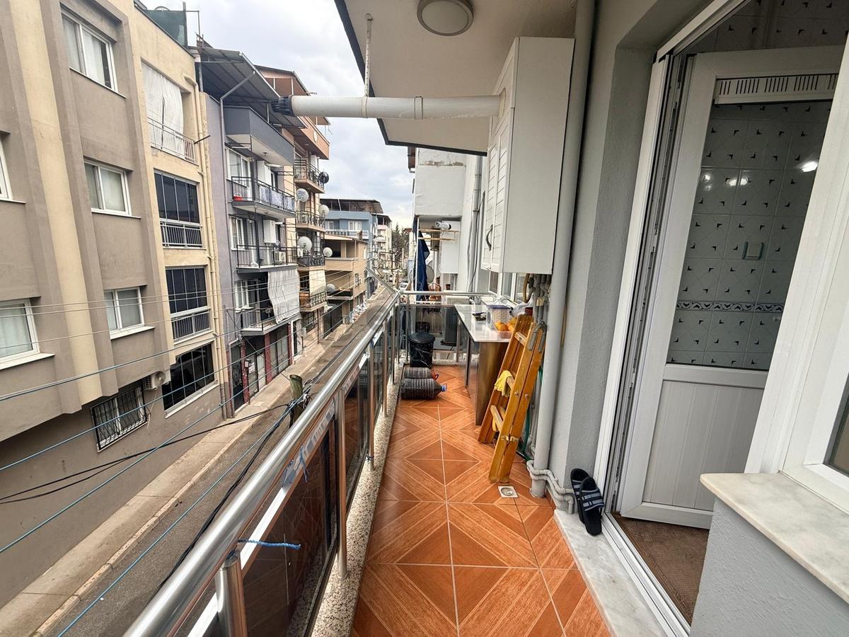 Buca Yeşilbağlar Mahallesinde 2+1 100m2 Doğalgazlı Arakat Daire - 13