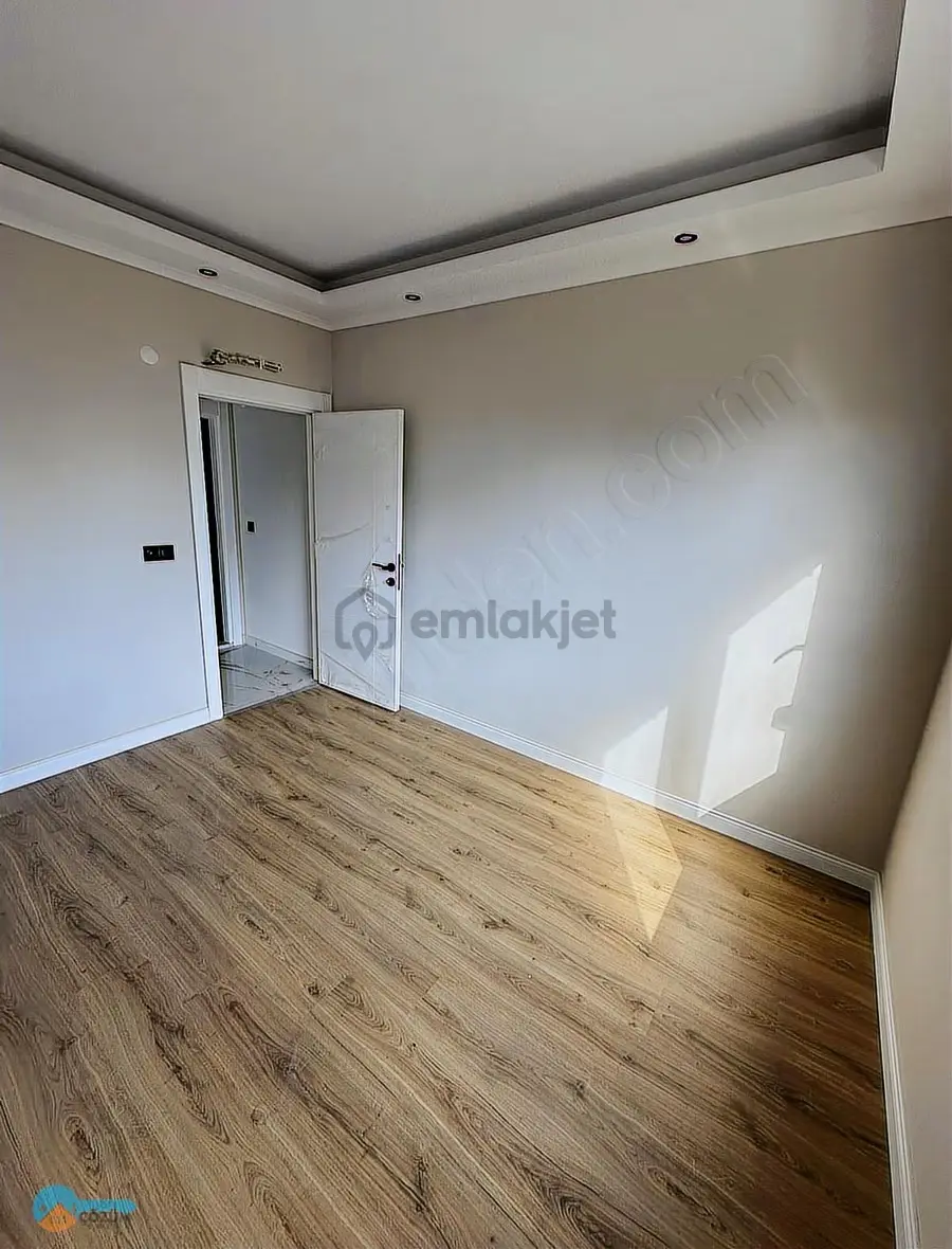Deniz Yolunda Satılık Lüx Sıfır 2+1 Daireler - 22