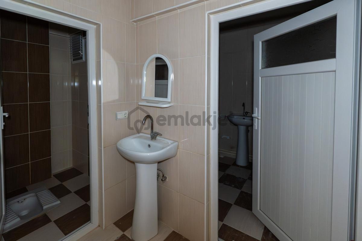 Bağlarbaşı Müstakil 3 Katlı 2+1 Komple Satılık Bina - 29