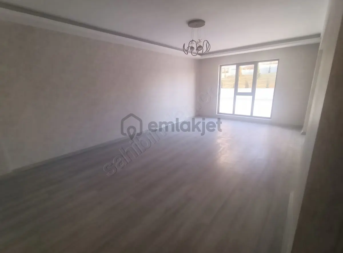 Buğra Emlaktan Kaşmir Yakını Kat Konumunda Sıfır Kupon 4+1 - 7