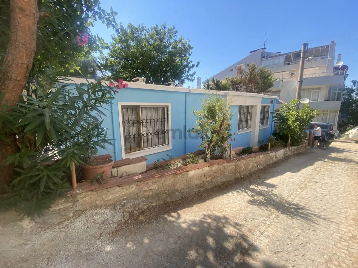 Ayvalık Camlık Sefa Da Satılık Tek Katlı Mustakil Ev. - 5