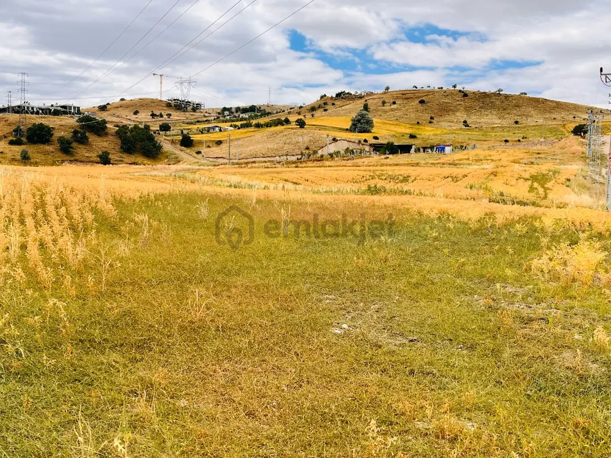 İmaremlak2'den 2 Tarafı Yola Cephe 900m2 Köşe Villa Parseli - 25
