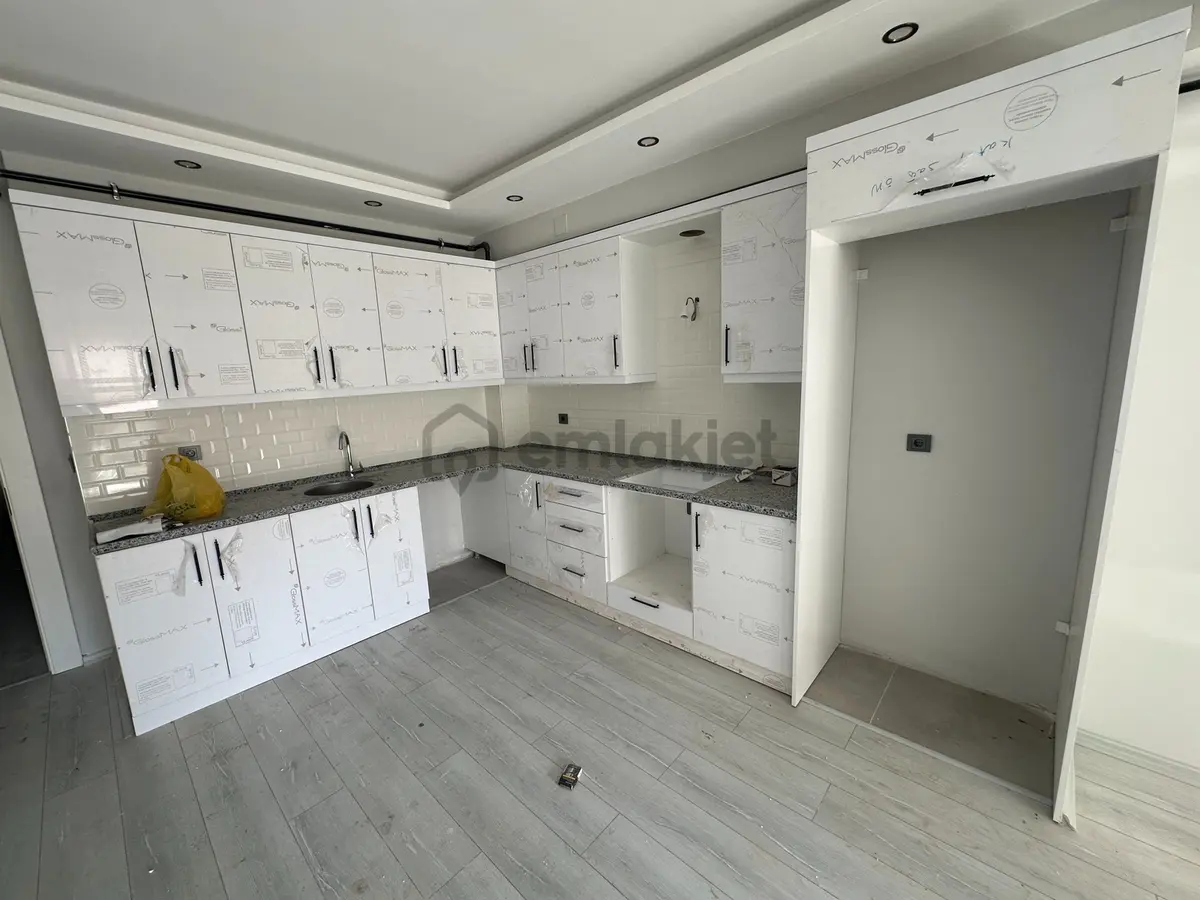 Nazilli Yeni Mah.de Satılık 3+1 Sıfır Daire - 9