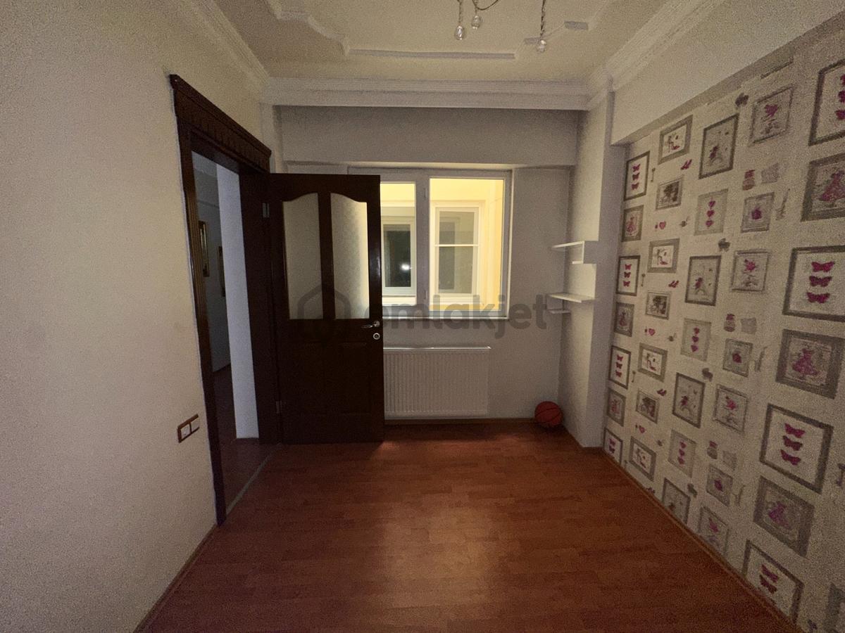 Nazilli Merkezde 4+1 Satılık Doğalgazlı Daire - 24