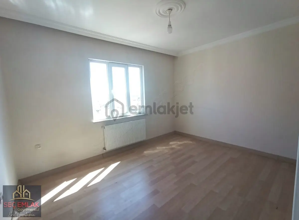Satılık Serinevler Gri Binalarda 4ncü Kat 2+1 Geniş Daire - 18