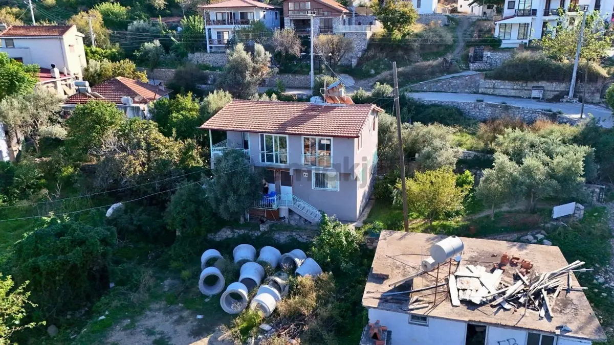 Marmaris Selimiyede Denize Yakın Satılık 2 Katlı Müstakil Ev - 9