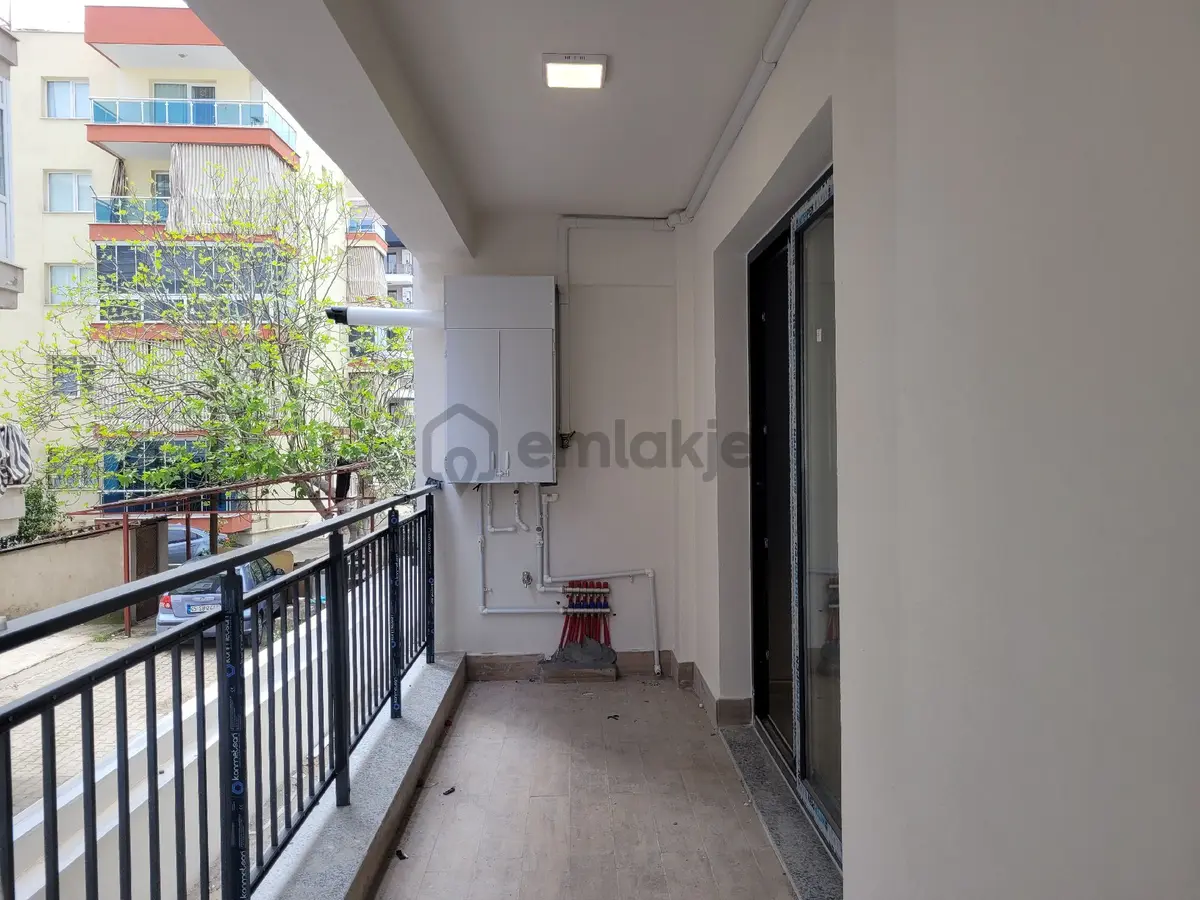 Özel Otoparklı 3+1 Daire Alttan Isıtmalı Doğalgazlı - 6