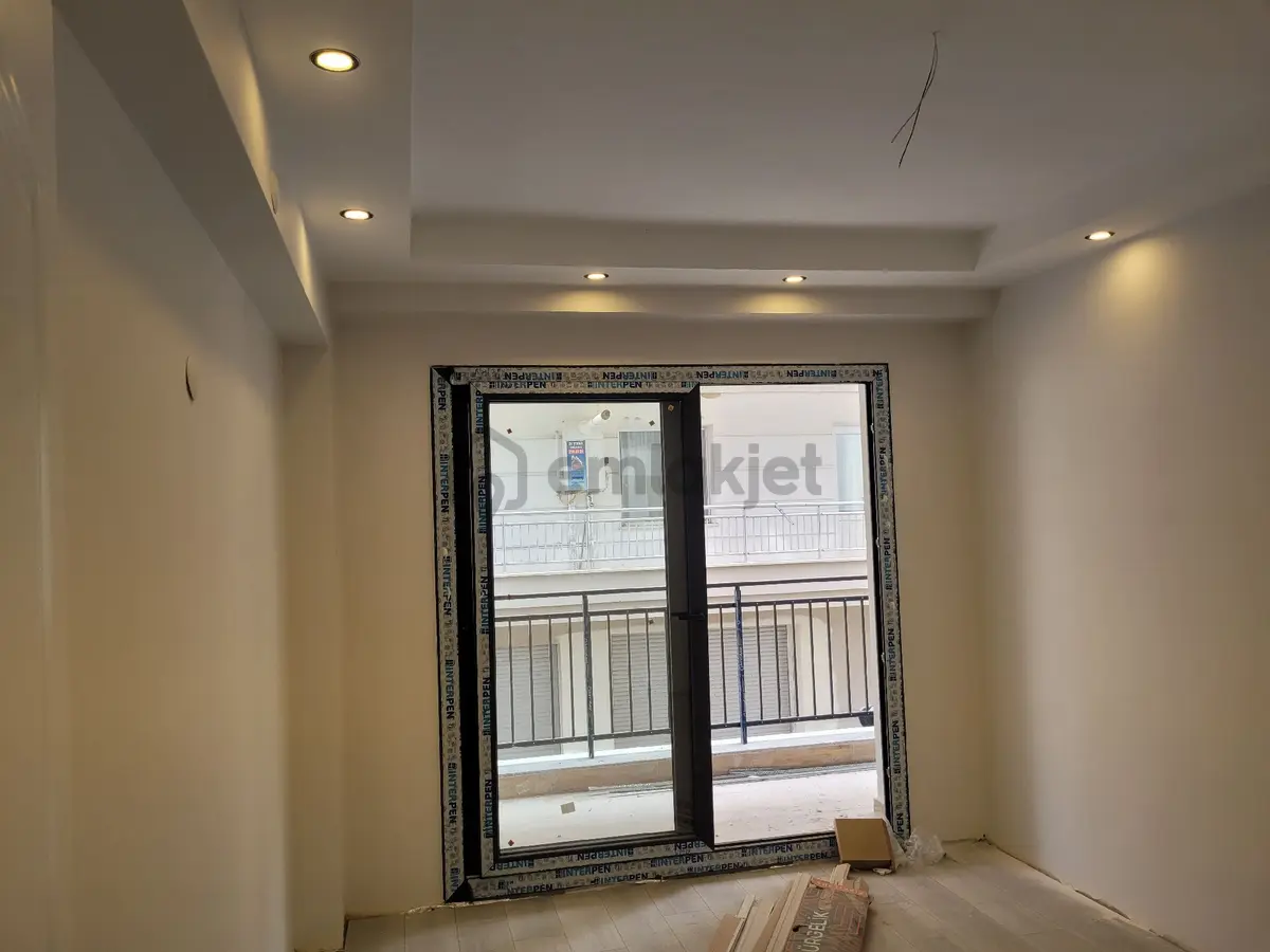 Özel Otoparklı 3+1 Daire Alttan Isıtmalı Doğalgazlı - 8