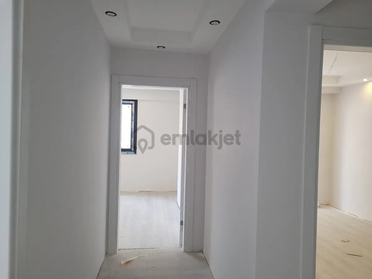 Özel Otoparklı 3+1 Daire Alttan Isıtmalı Doğalgazlı - 10